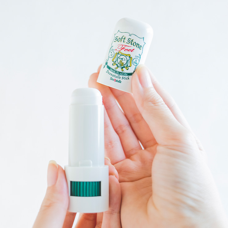 デオナチュレ ソフトストーン足指 | 直ヌリ制汗デオドラント