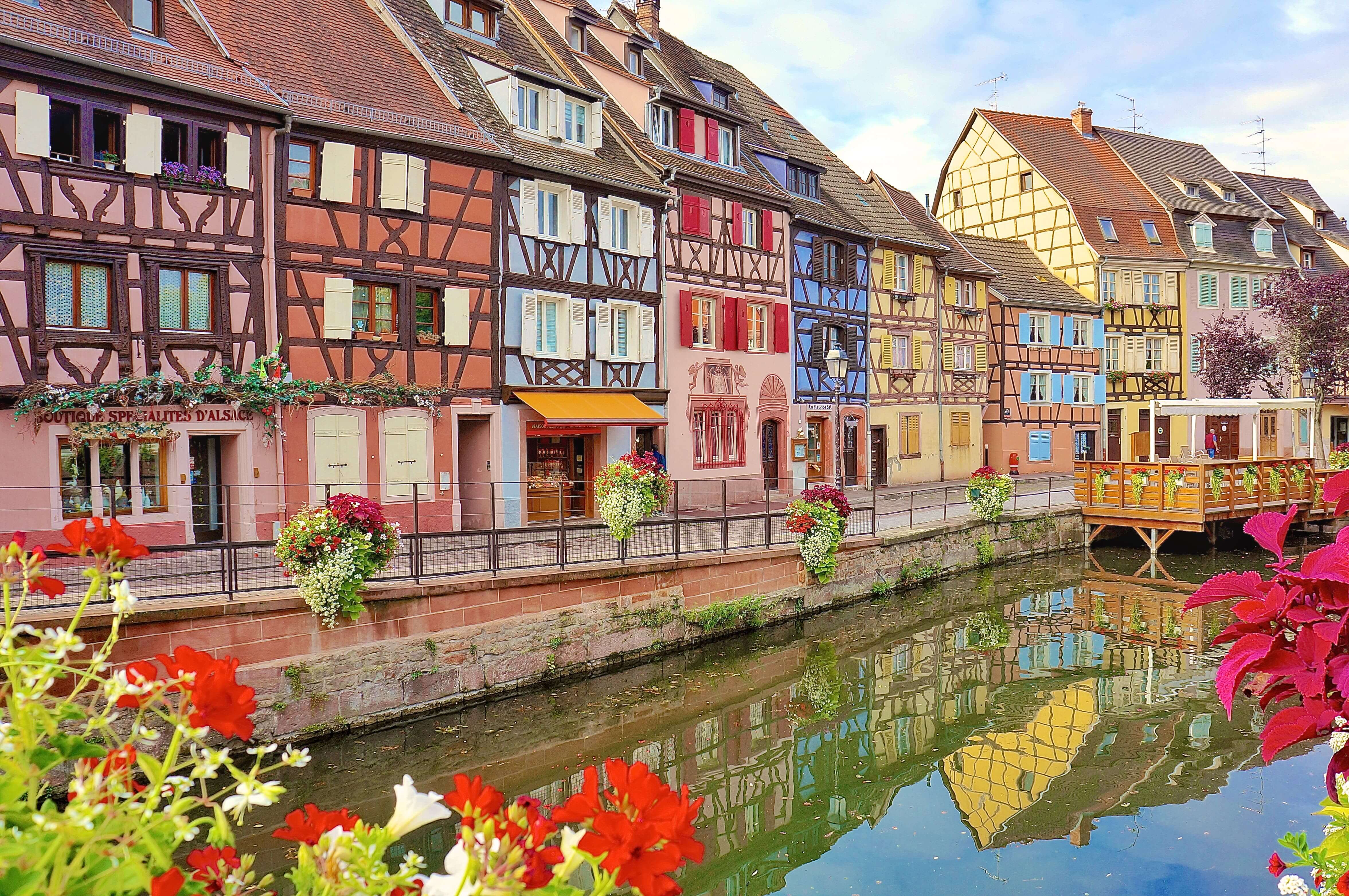 ハウルの動く城のモデルとなったフランスの可愛い街「コルマール」の