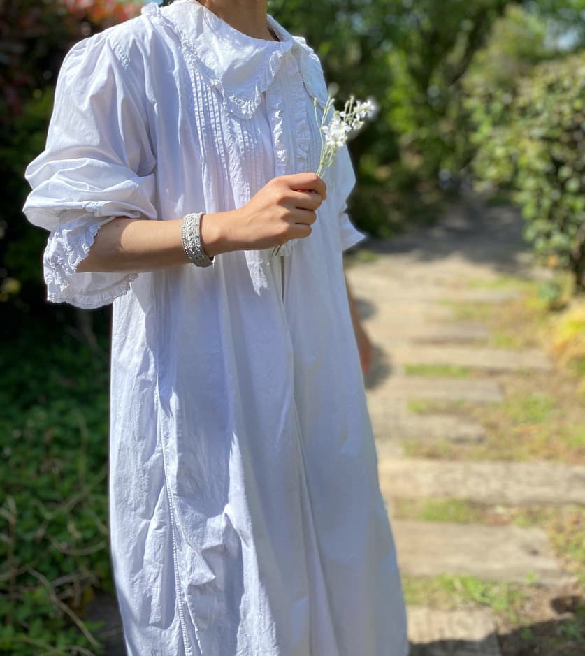 フランスアンティークレースカラーナイトドレス