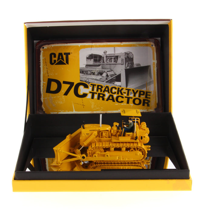 1:50 Cat®D7C Track Type Tractor — Diecast Masters America