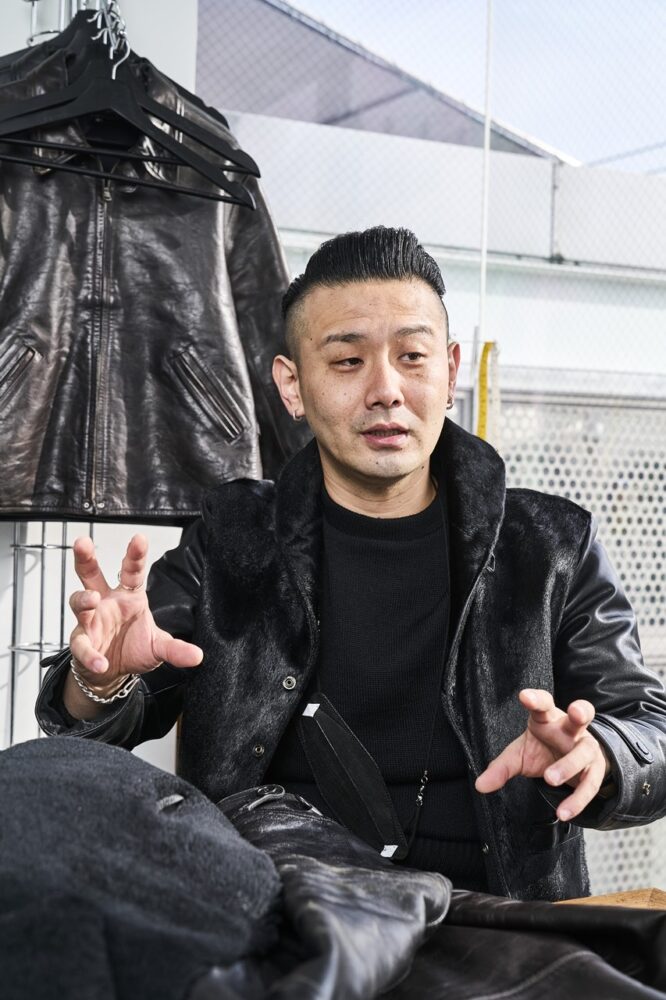 ATTRACTIONS」代表・西崎智成さんに学ぶ！ 革の仕上げの違いで変わる革