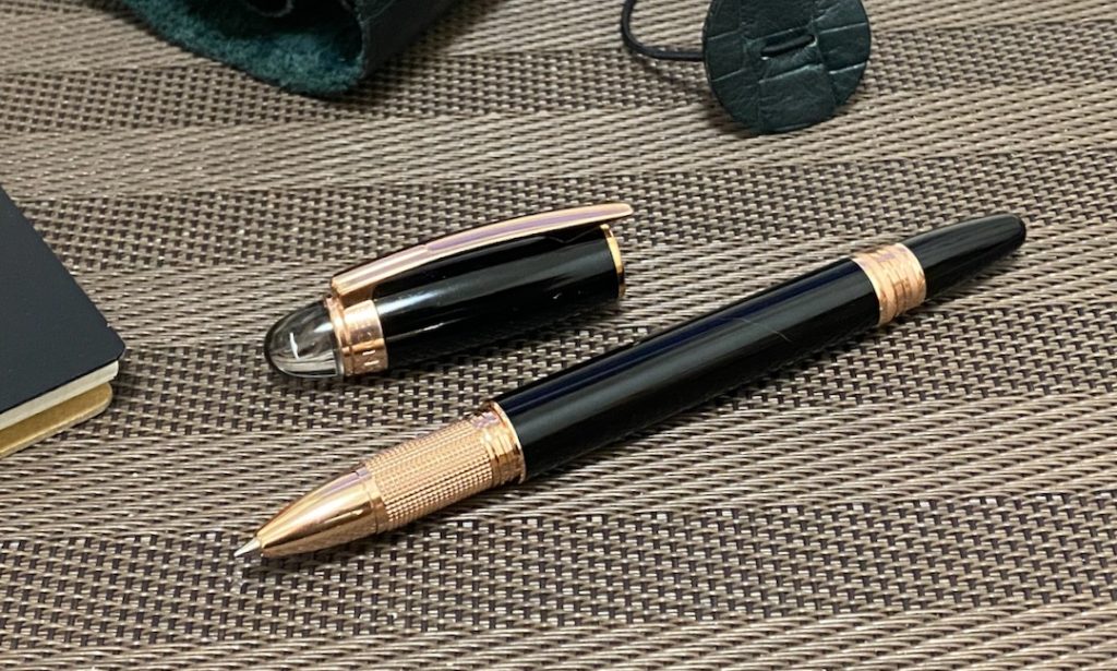 モンブラン スターウォーカー ローラーボール レビュー】透明なドーム