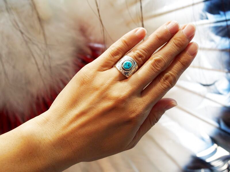 リングナバホ石物のNavajo ナゲットキングマンターコイズ リング商品の