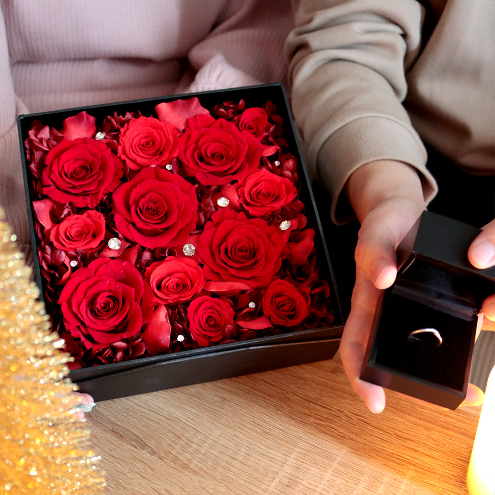 クリスタルローズボックス -12輪の赤バラ BOXフラワー-/プリザーブド