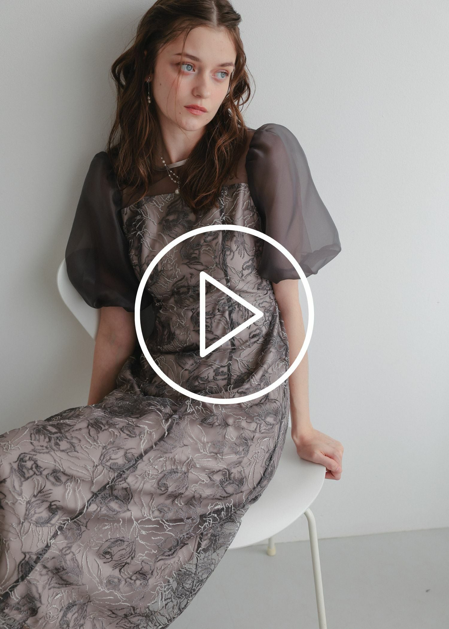 ニュアンスフラワーレースドレス｜DorryDoll