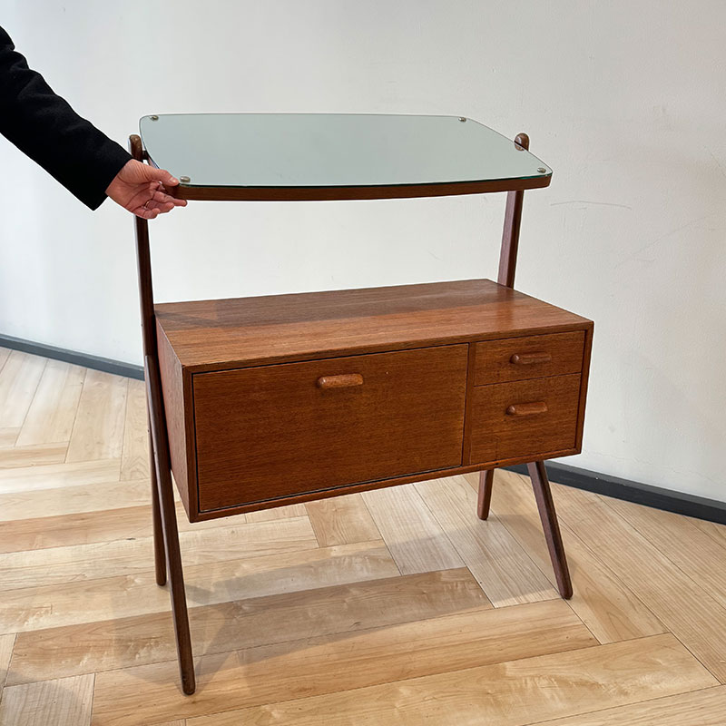 デンマーク製 ドレッサー (0408-019) | DOUBLEDAY ONLINE SHOP