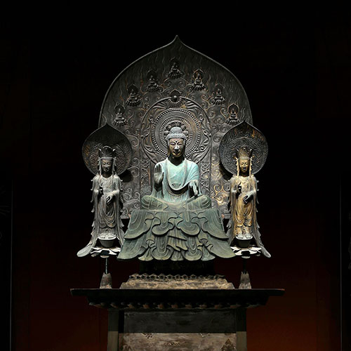 法隆寺 釈迦三尊像の再現事業 | 伝統工芸高岡銅器振興協同組合 | 鋳造