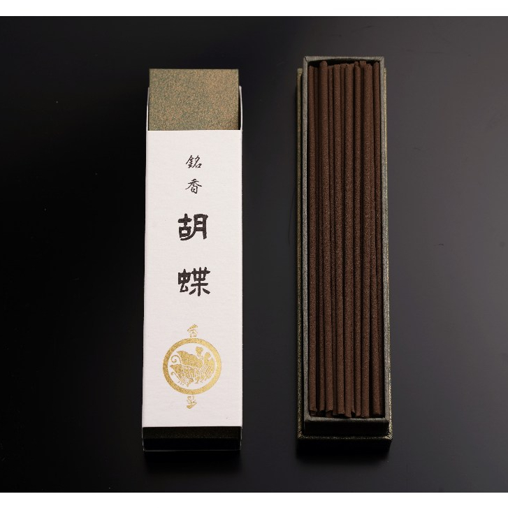 日本香彩堂】 最頂級御香系列線香日本製現貨高級胡蝶伽羅老山白檀沈香