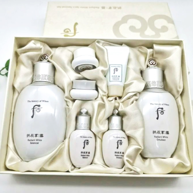 🐾花甲E姊🐾貨在台🐾 WHOO 后拱辰享雪美白水乳套盒雪白美肌禮盒化妝水