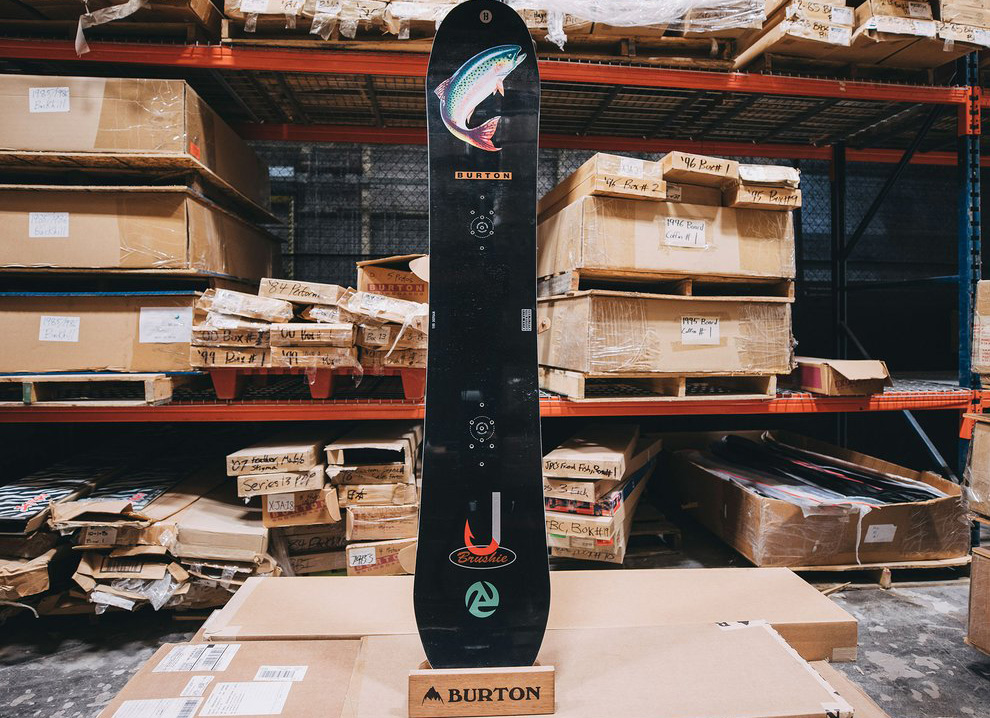 懐かしのブラッシーモデル！Burtonブログでスノーボードの歴史を楽しむ
