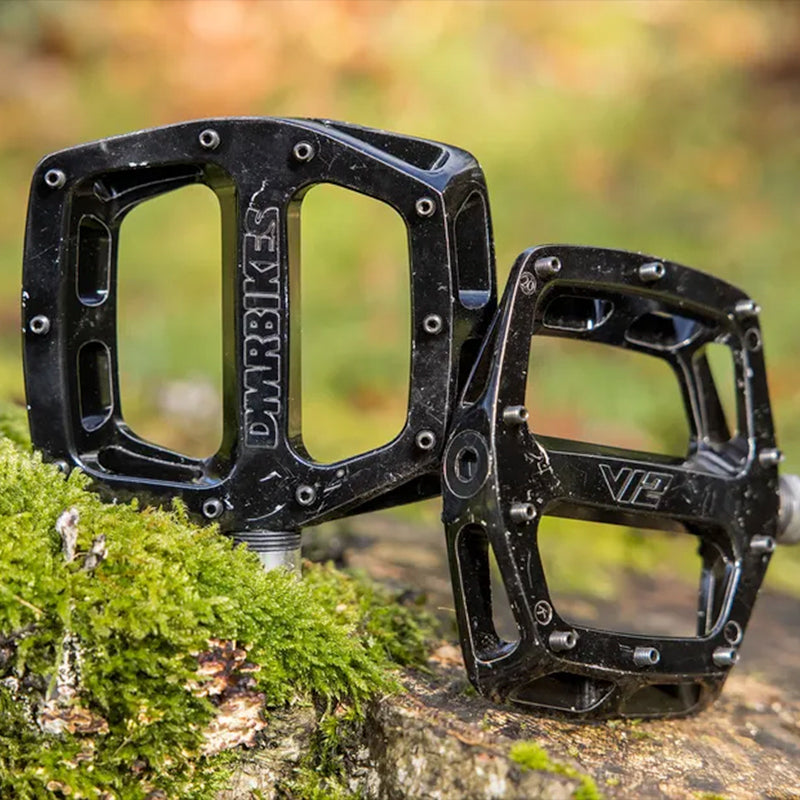 DMR V12 Mg - Magnesium Bike Flat Platform Pedal – DMR Bikes