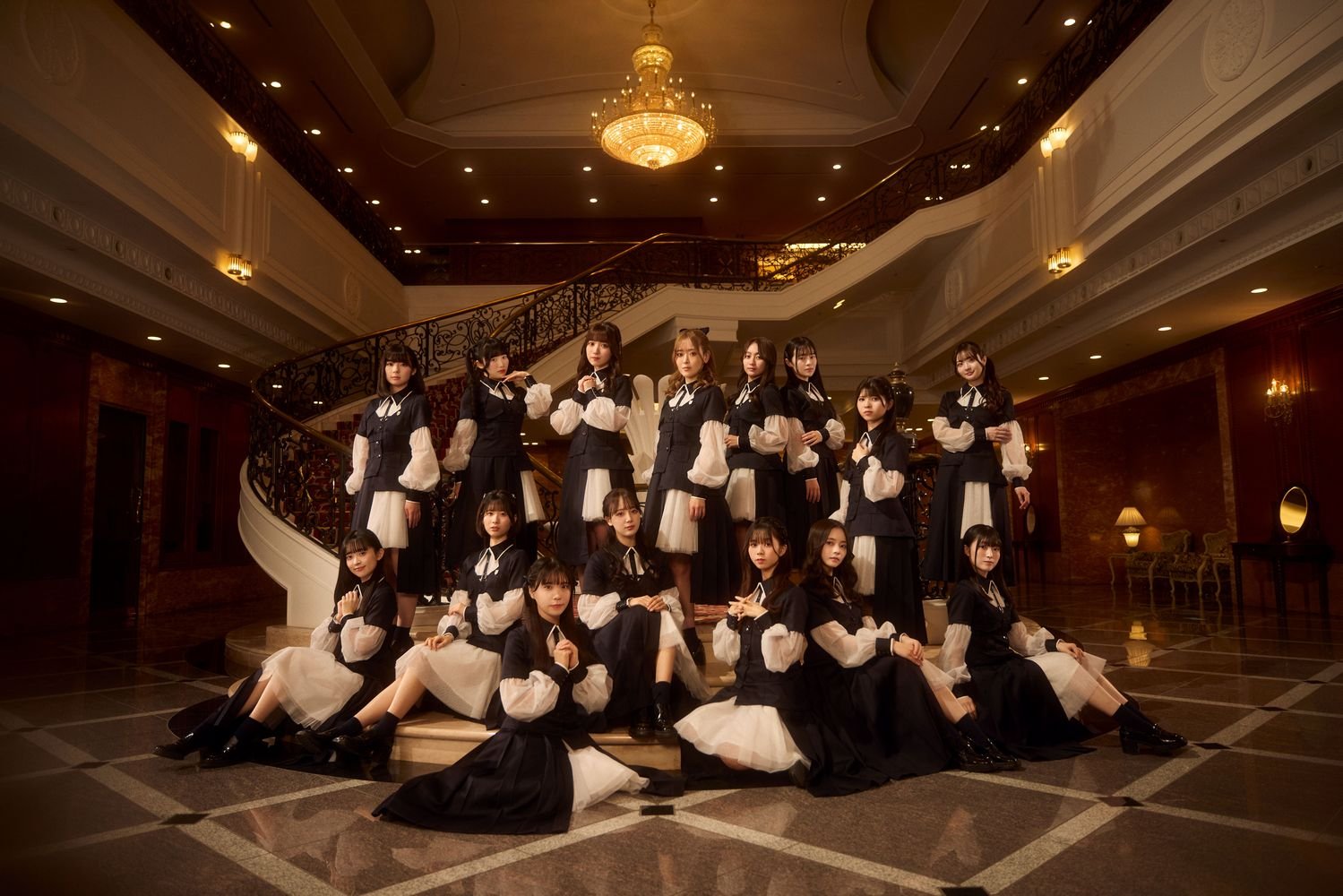 22/7(ナナブンノニジュウニ) 新アーティストビジュアル解禁！ グループ