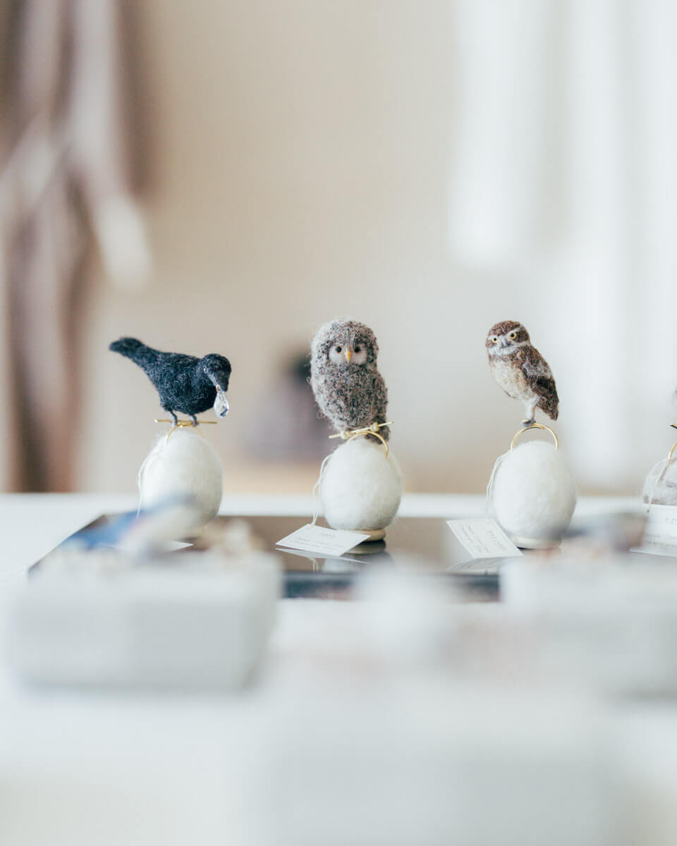 金津沙矢香 新品・送料込 鳥 オブジェ 展示会購入 金津沙矢香