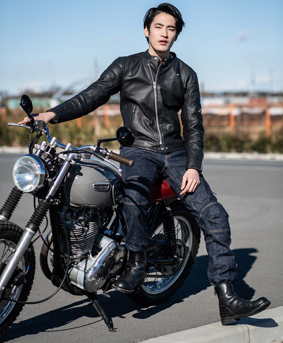 夏でも革ジャン！夏用のパンチングレザージャケットをご紹介