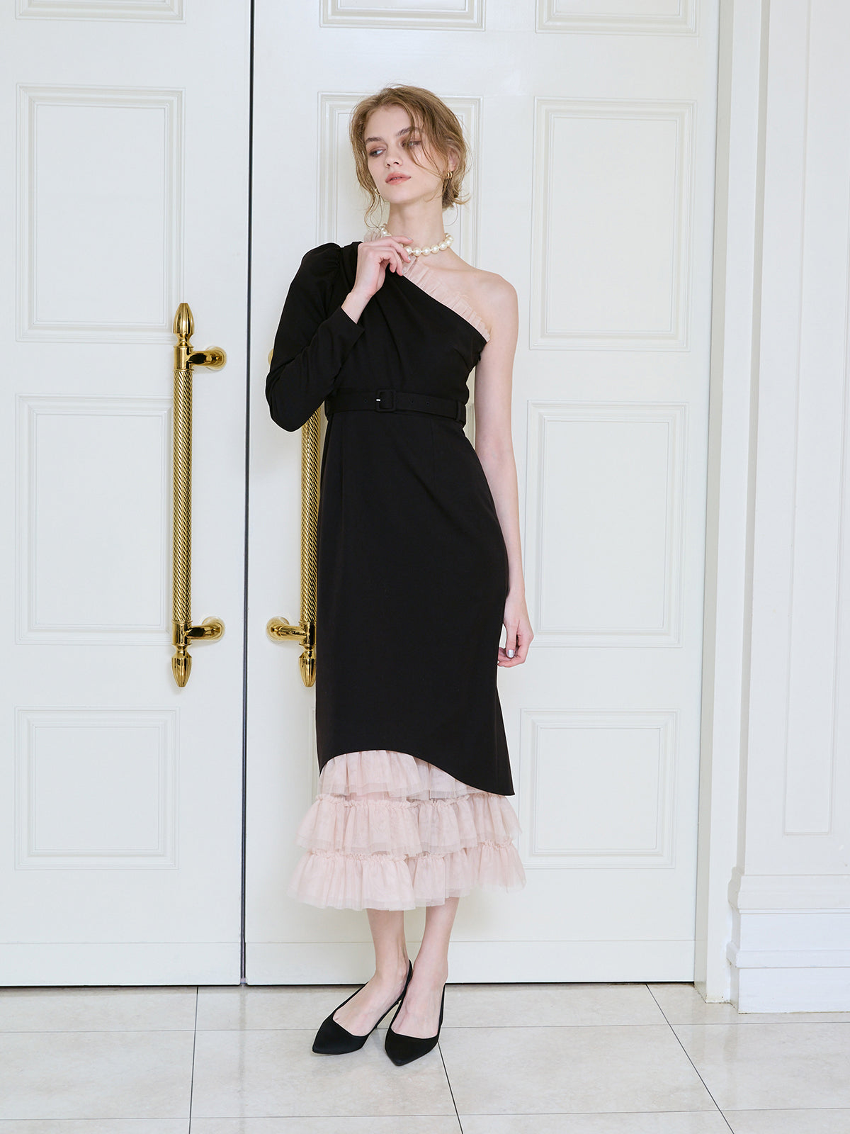 フリルチュールワンショルダードレス