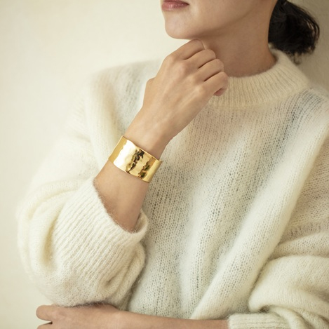 CECILE ET JEANNE/セシル・エ・ジャンヌ｜秋冬の主役はバングル