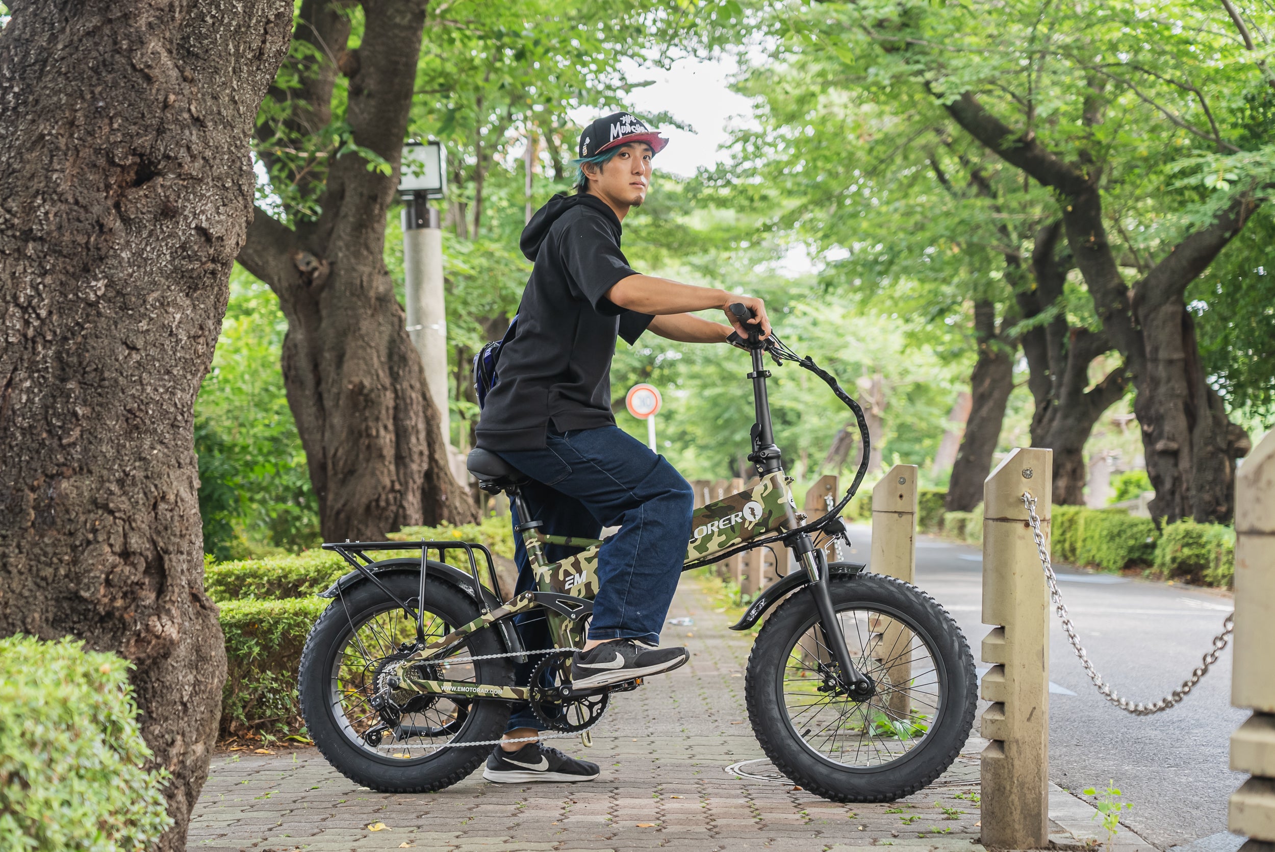 XPLORER - 【圧巻の極太タイヤ】パワフルな走りを実現！折りたたみ電動