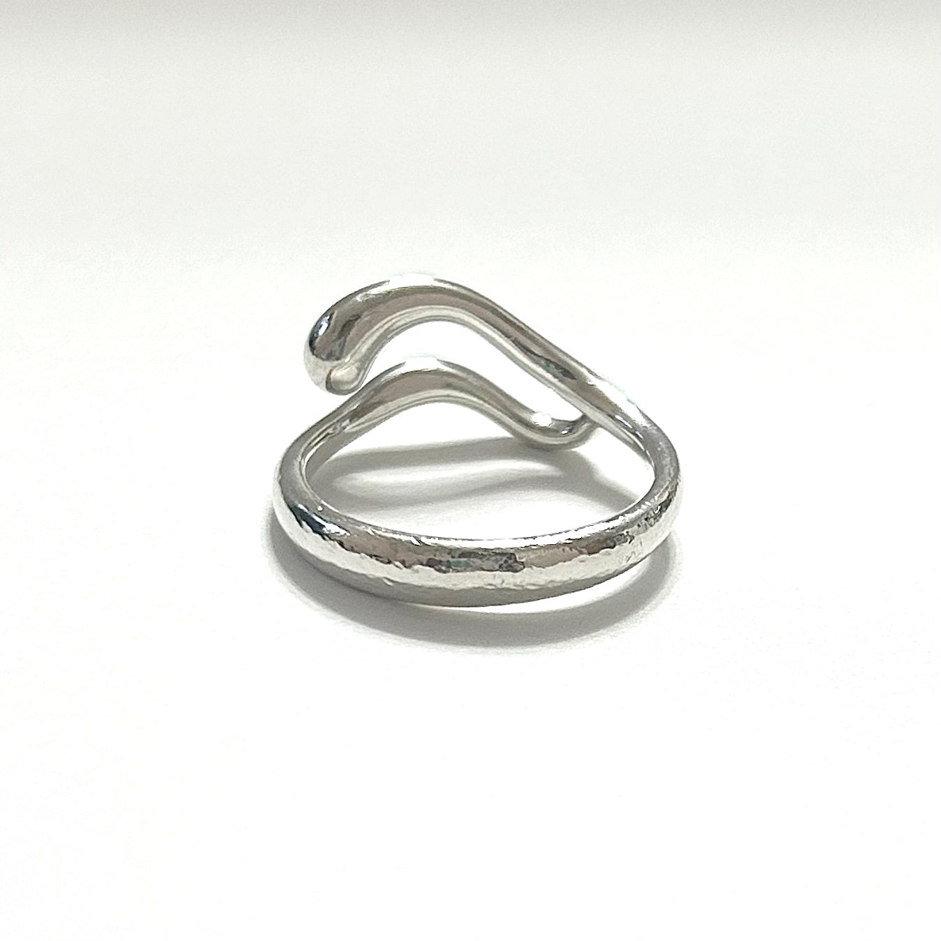 エルサペレッティフリーフォームティアドロップリング/ TIFFANY & CO