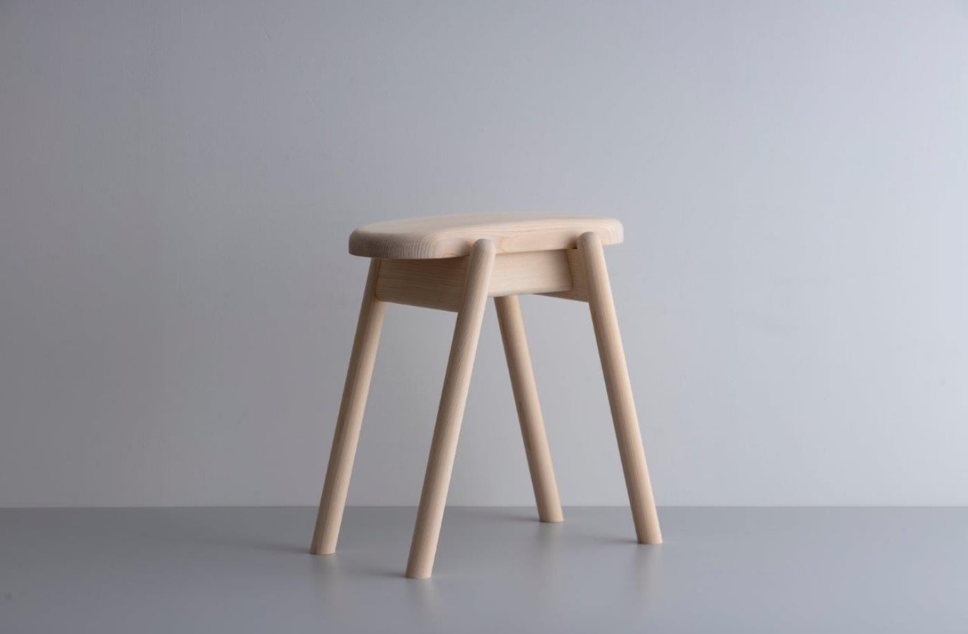 ヒノキ・スツール キキキ | 製品一覧 | えんとりん