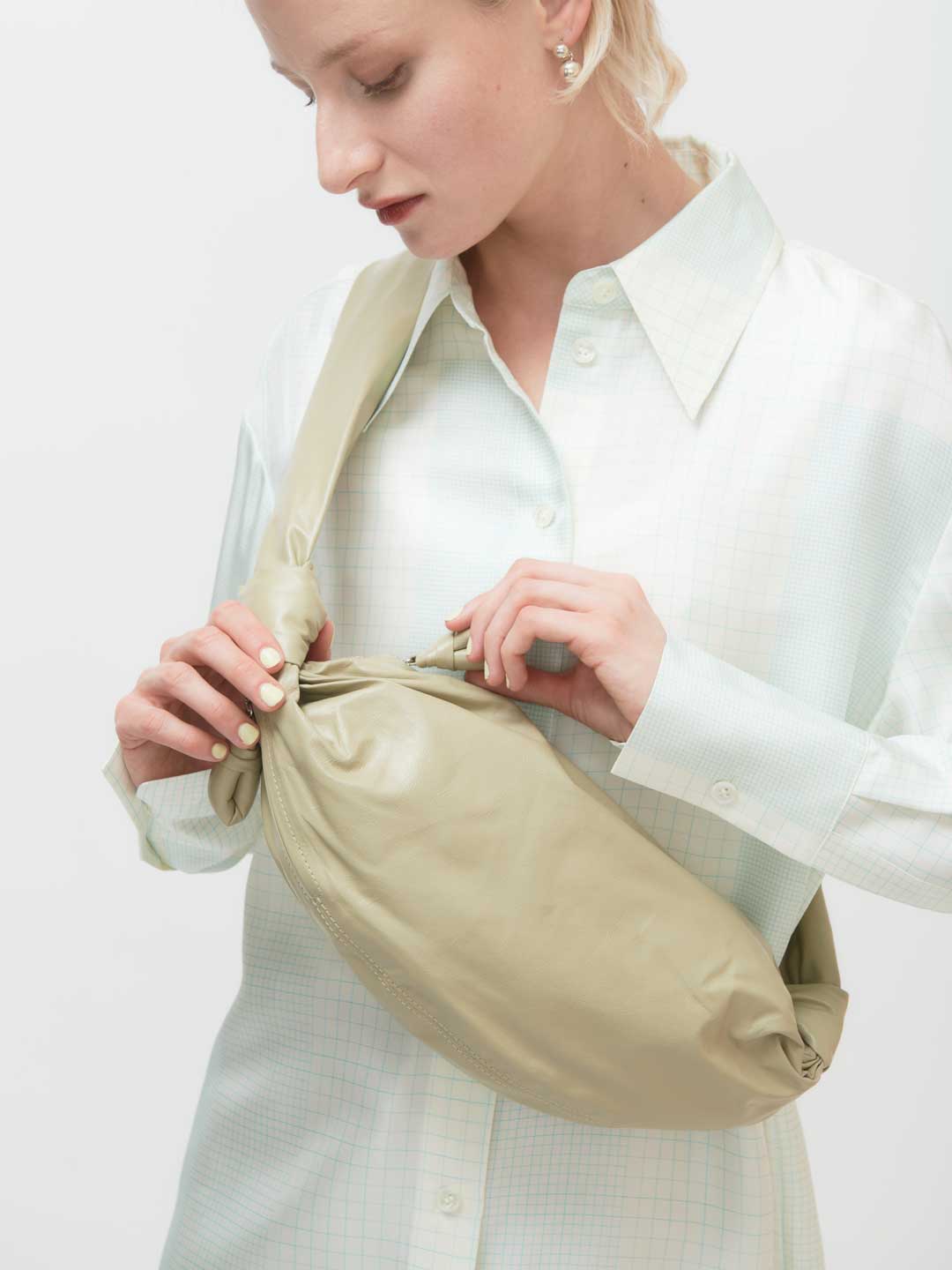 LEMAIRE(ルメール) | スモール ソフト クロワッサン - アイボリー