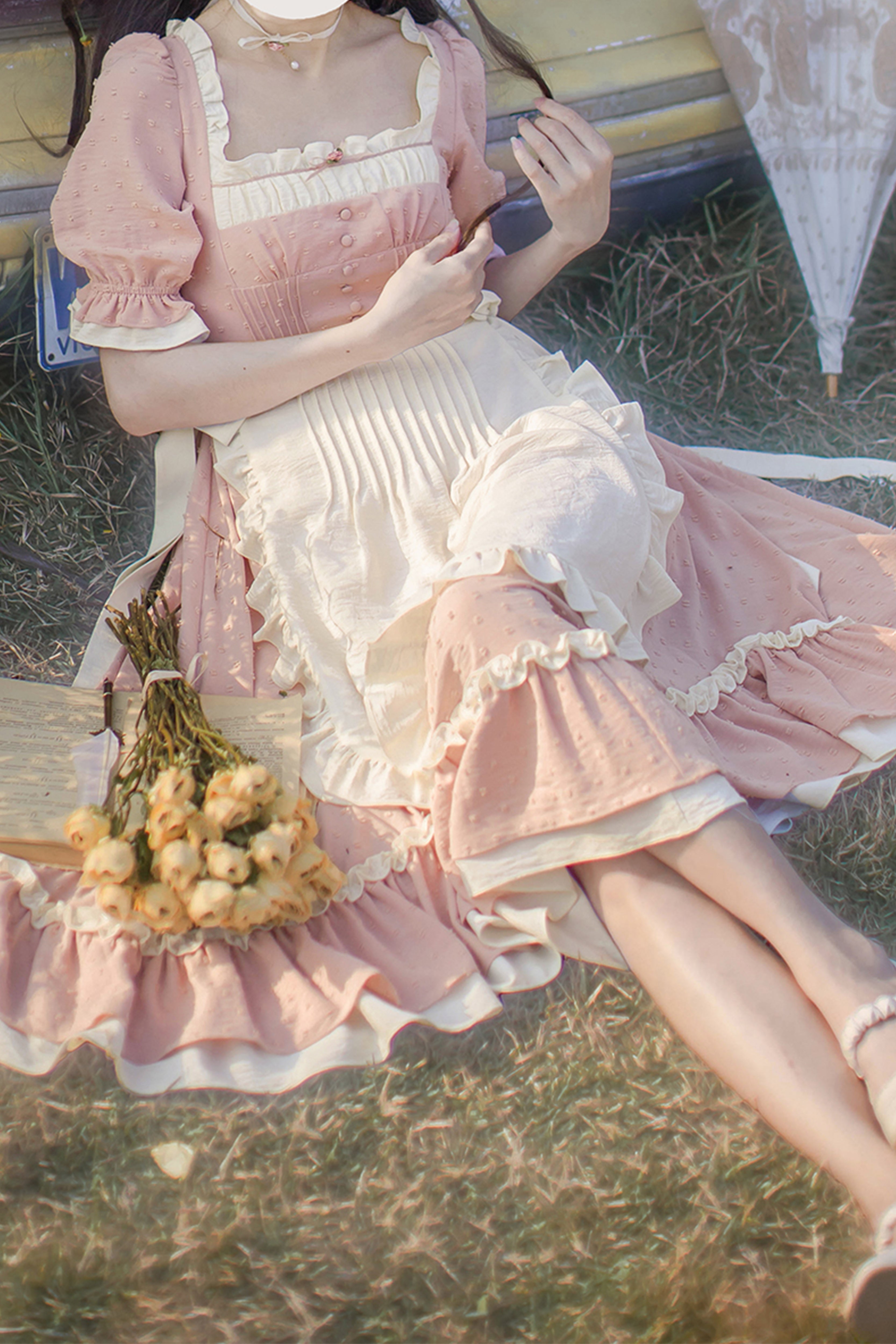 Rila エプロン付きワンピース【胡桃木JK】 – Epetice