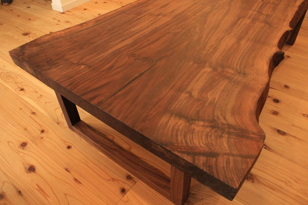 ブラックウォールナット一枚板 ダイニングテーブル 納品事例|一枚板