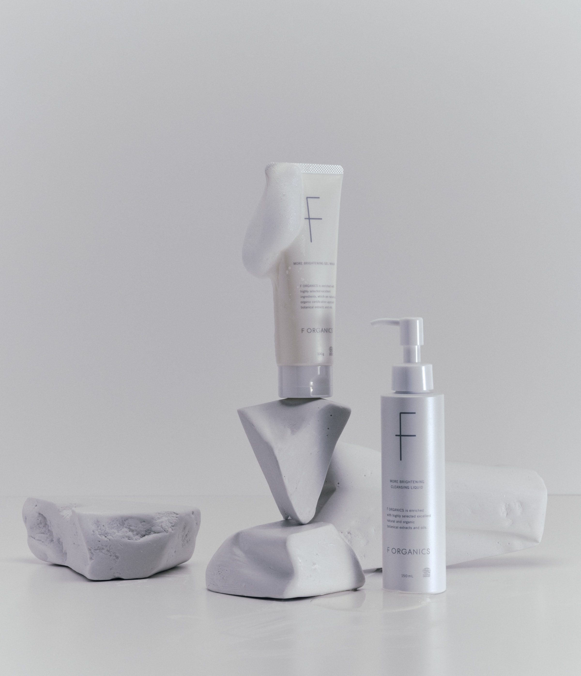 F ORGANICS MORE BRIGHTENING