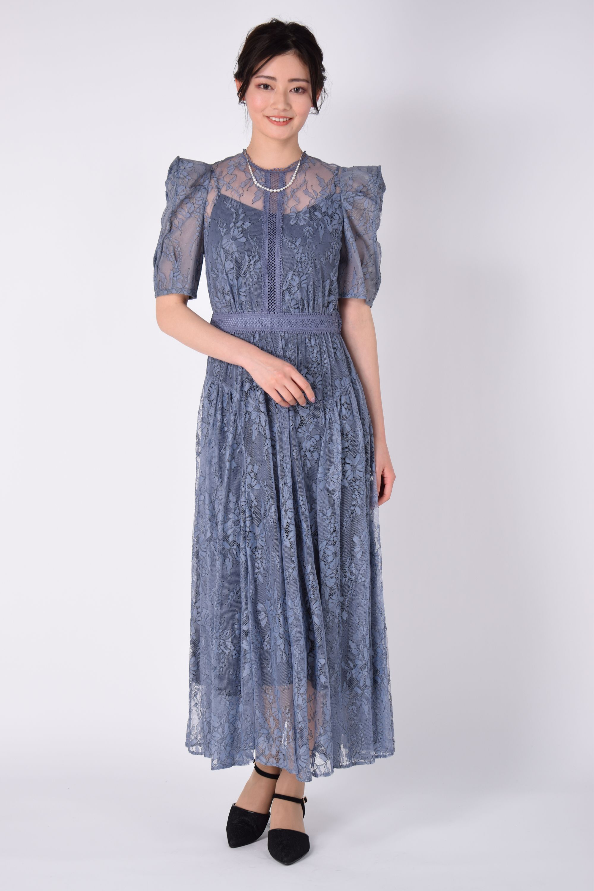 SNIDEL ボリューム袖フラワー刺繍アッシュネイビードレス (M) を