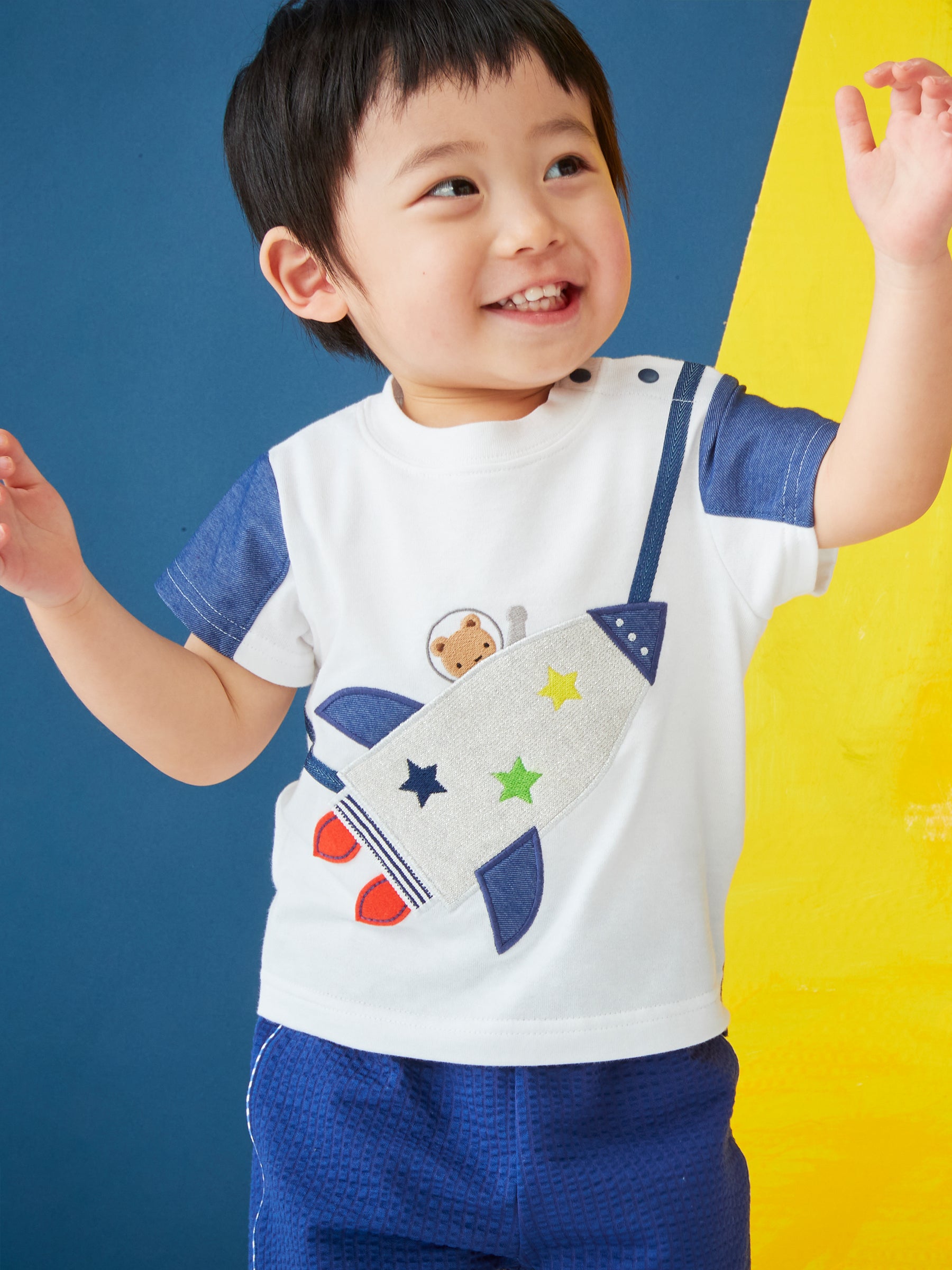 Tシャツ｜ファミリア公式オンラインショップ | ファミリア公式サイト