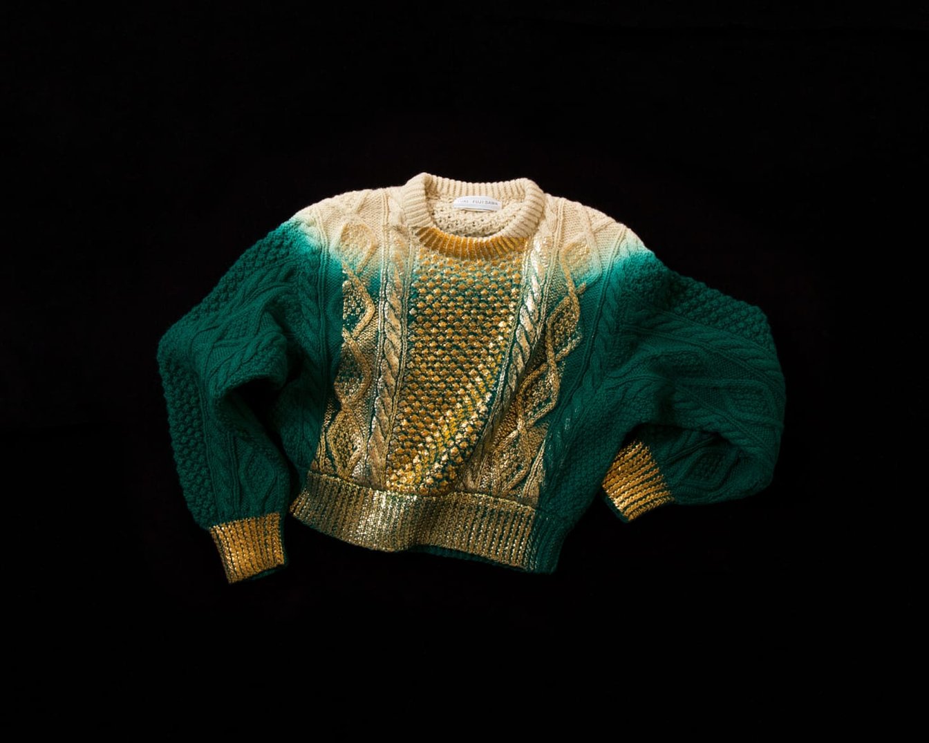 インタビュー】ユキ フジサワが新境地へ、人気のアランニット帽に込め