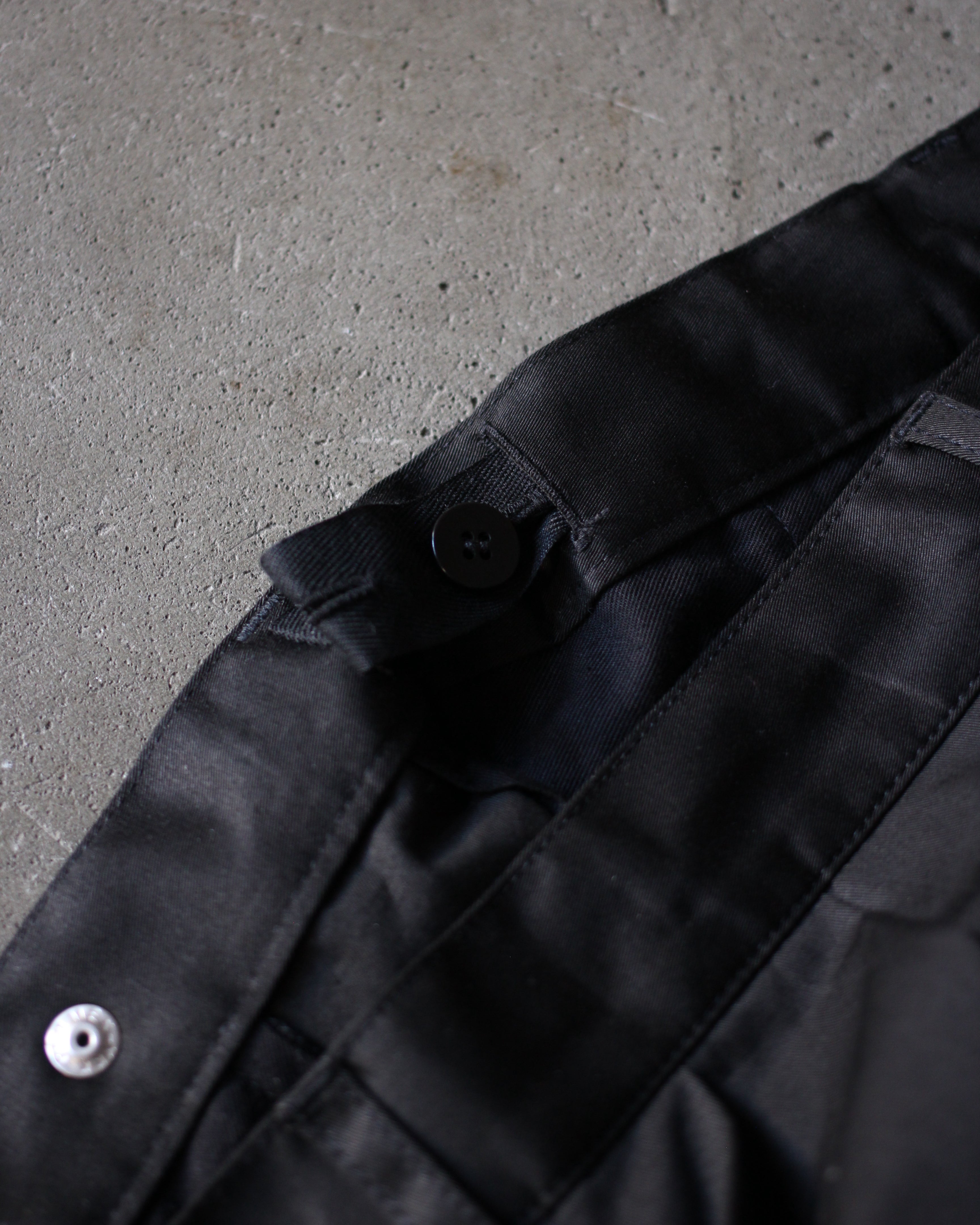 REVERBERATE/TACKED CHINO TROUSERS(STANDARD)