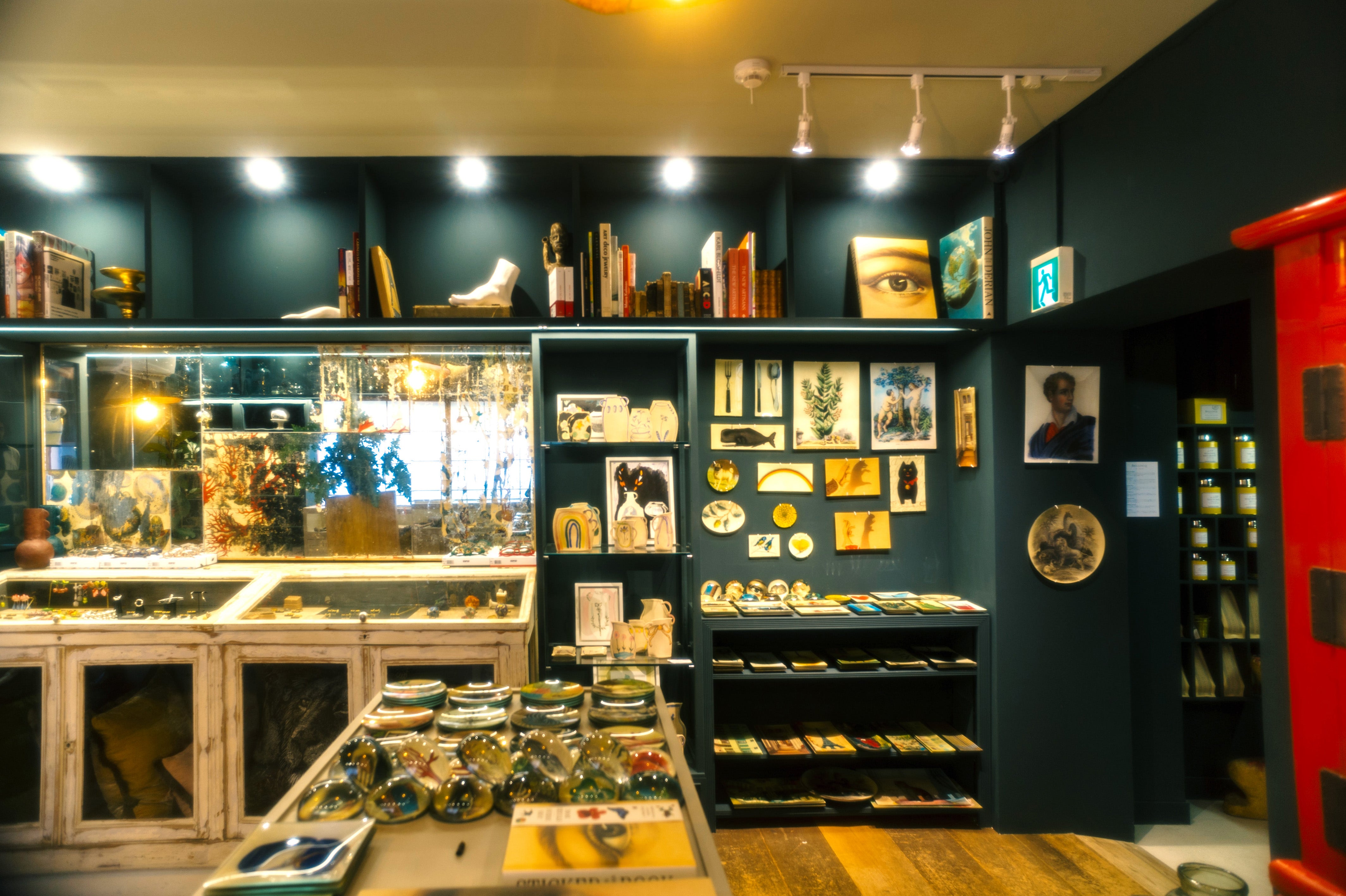 GINZA】FEELSEEN 2F 蒐集家の部屋「TAKAコレクション」