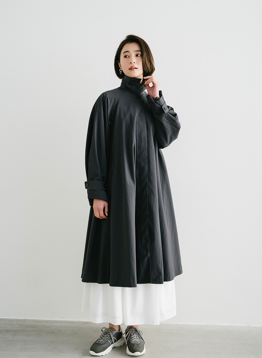 ボリュームポンチョコート｜LOUNIE（ルーニィ）公式サイト／公式