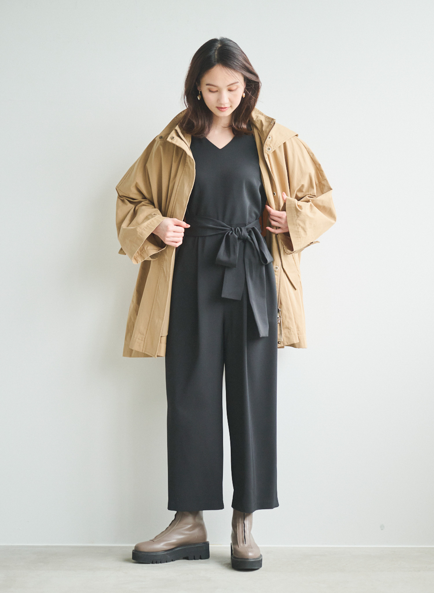 美品ルーニィ ケープコート 金ボタン フード キャメル