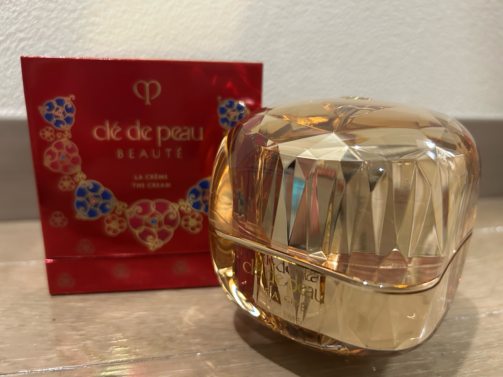 クレ・ド・ポー ボーテ / ラ・クレーム L 2025 LIMITED