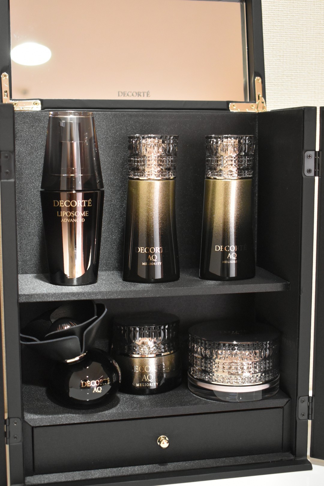 コスメデコルテ / エターナルエレガンス ボックスの公式商品情報｜美容