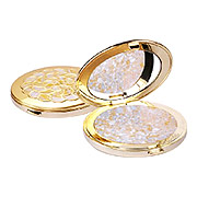 ゲラン / メテオリット ヴォワイヤージュの公式商品情報｜美容・化粧品