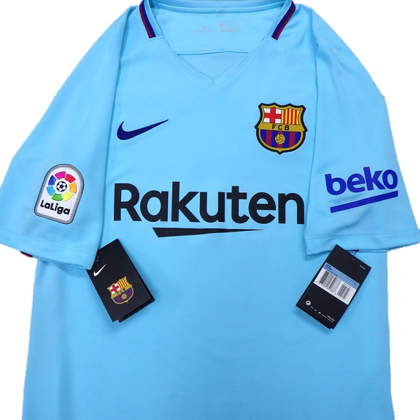 引退記念】イニエスタ直筆サイン入りFCバルセロナ練習着 【公式通販】