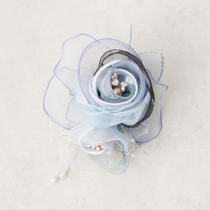 華やかな雰囲気、ブーケコサージュ ・グレー｜東京ソワールオンライン