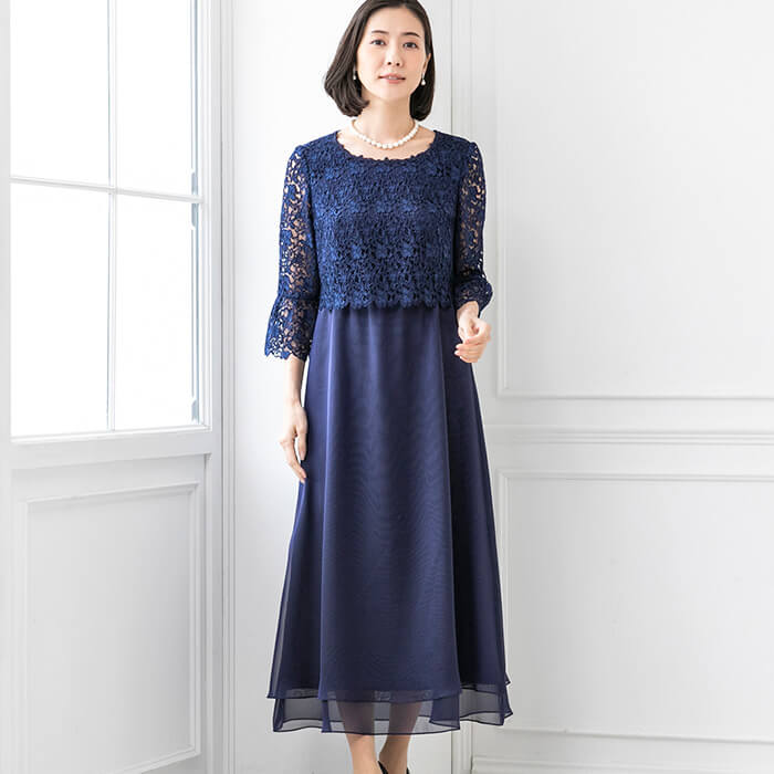 レース×オーガンのフレアーワンピース 9号・ボルドー｜東京ソワール