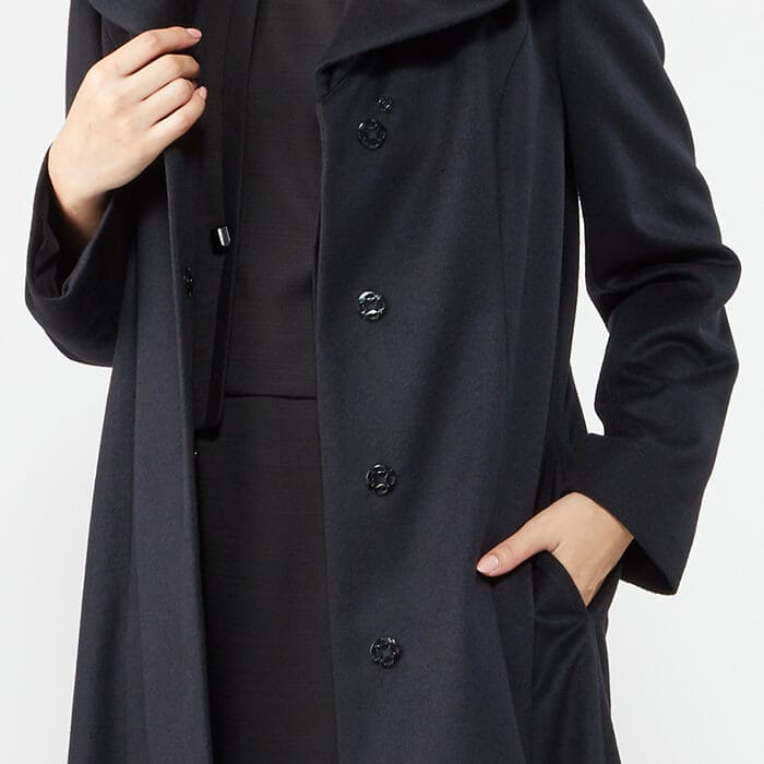 ビッグカラーのフォーマルコート 5号・ブラック｜東京ソワール