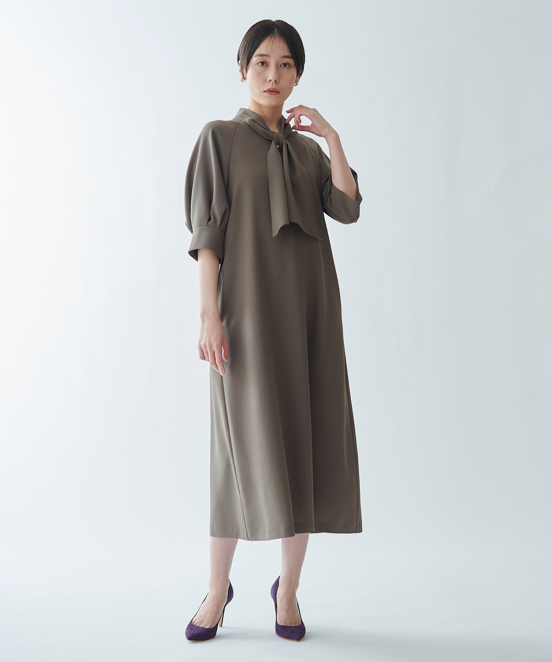 ボウタイシャツワンピース– FACE SANS FARD