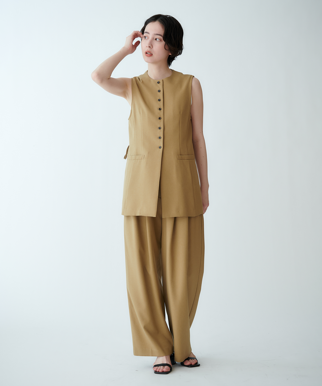 ツータックワイドテーパードパンツ – FACE SANS FARD