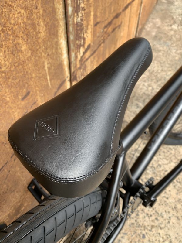 FIEND/TYPE B＋ (FLAT BLACK) - FREEBIRD BMX ONLINESTORE