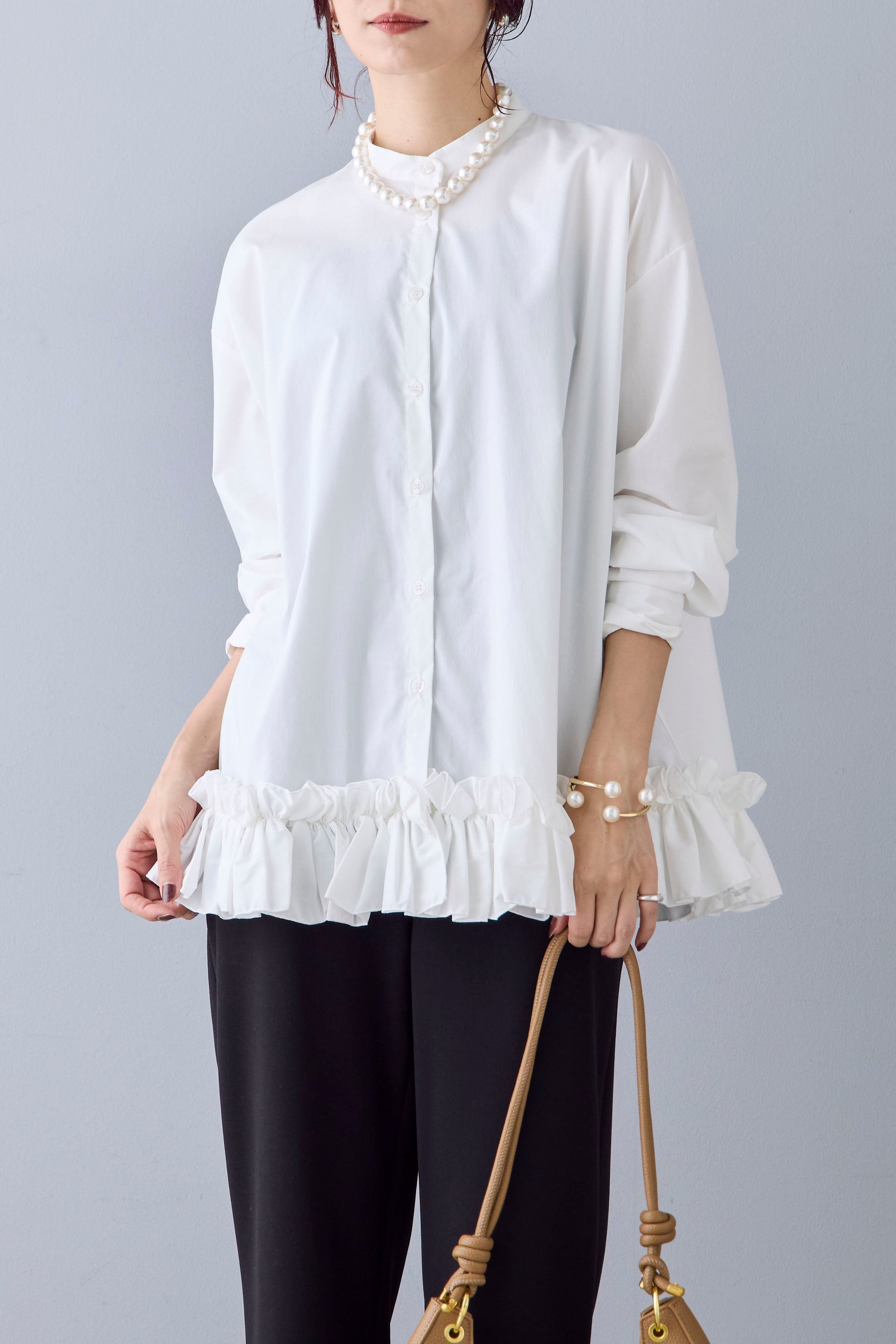 予約]裾フリルブラウス – Frene