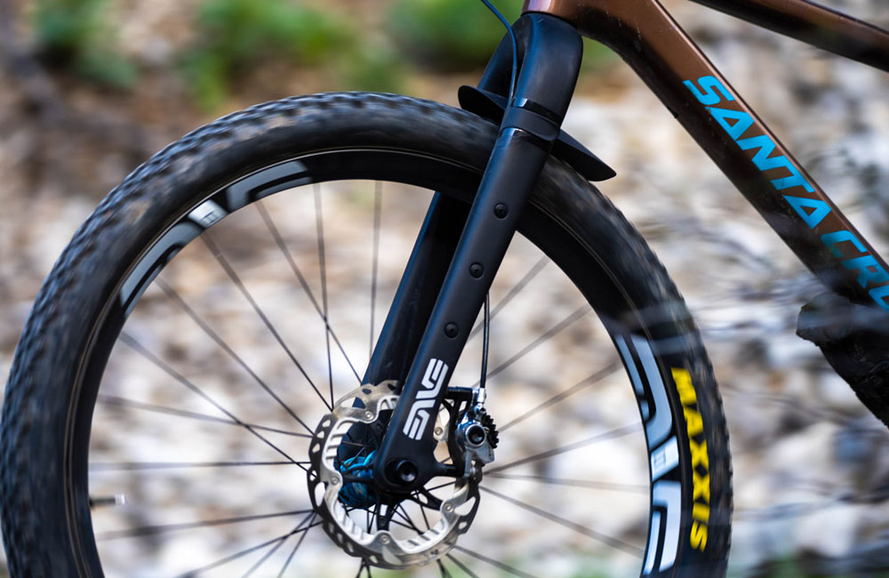 ENVE】マウンテンバイク向けカーボンリジッドフォーク MOUNTAIN FORK