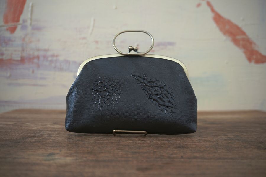 ちょっとしたお出かけから特別 な日の装いまでコーディネートをぐっと