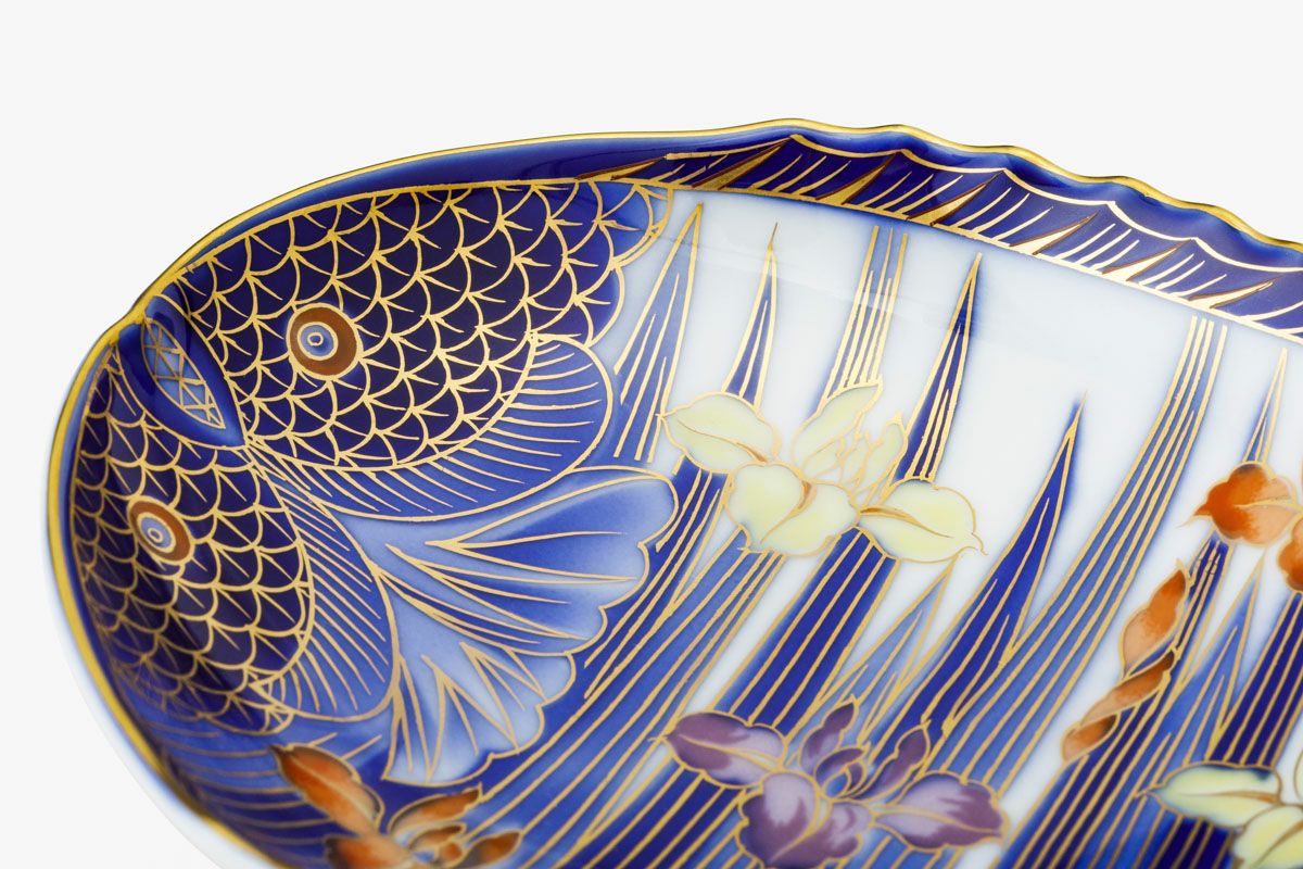 金彩あやめ 魚型皿（小） | 有田焼 深川製磁｜公式オンラインストア