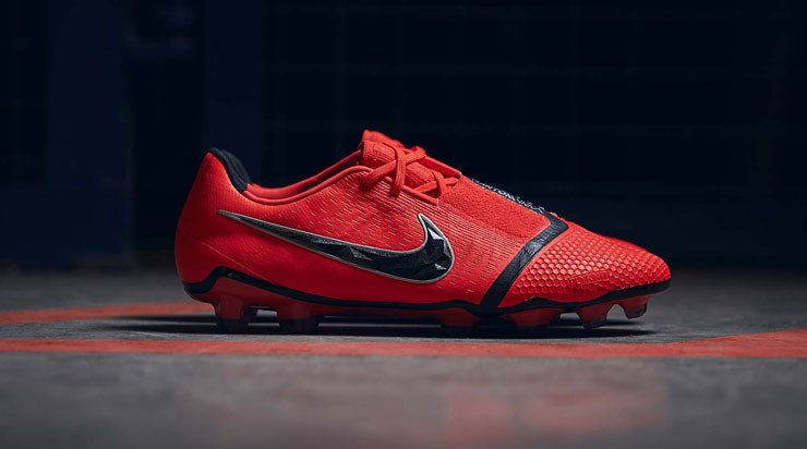 NIKE BRINGS BACK THE POWER BOOT WITH NEW PHANTOM VENOM ELITE