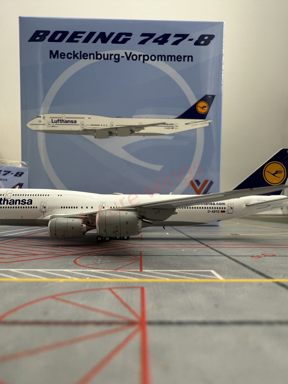 1:400 YY Wings Lufthansa Airlines Boeing 747-8 D-ABYA D-ABYD